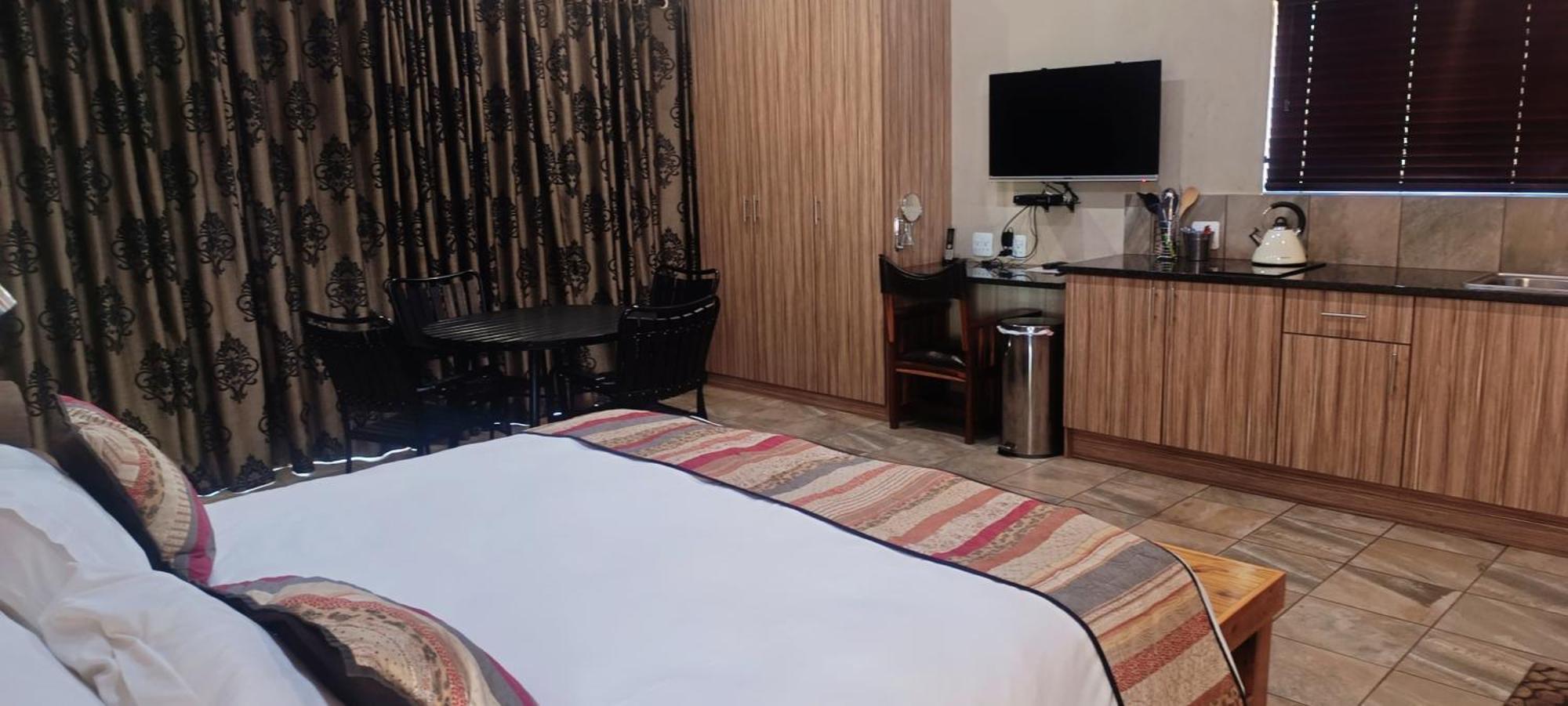 Zeerust Kareespruit Game Ranch & Guest House מראה חיצוני תמונה